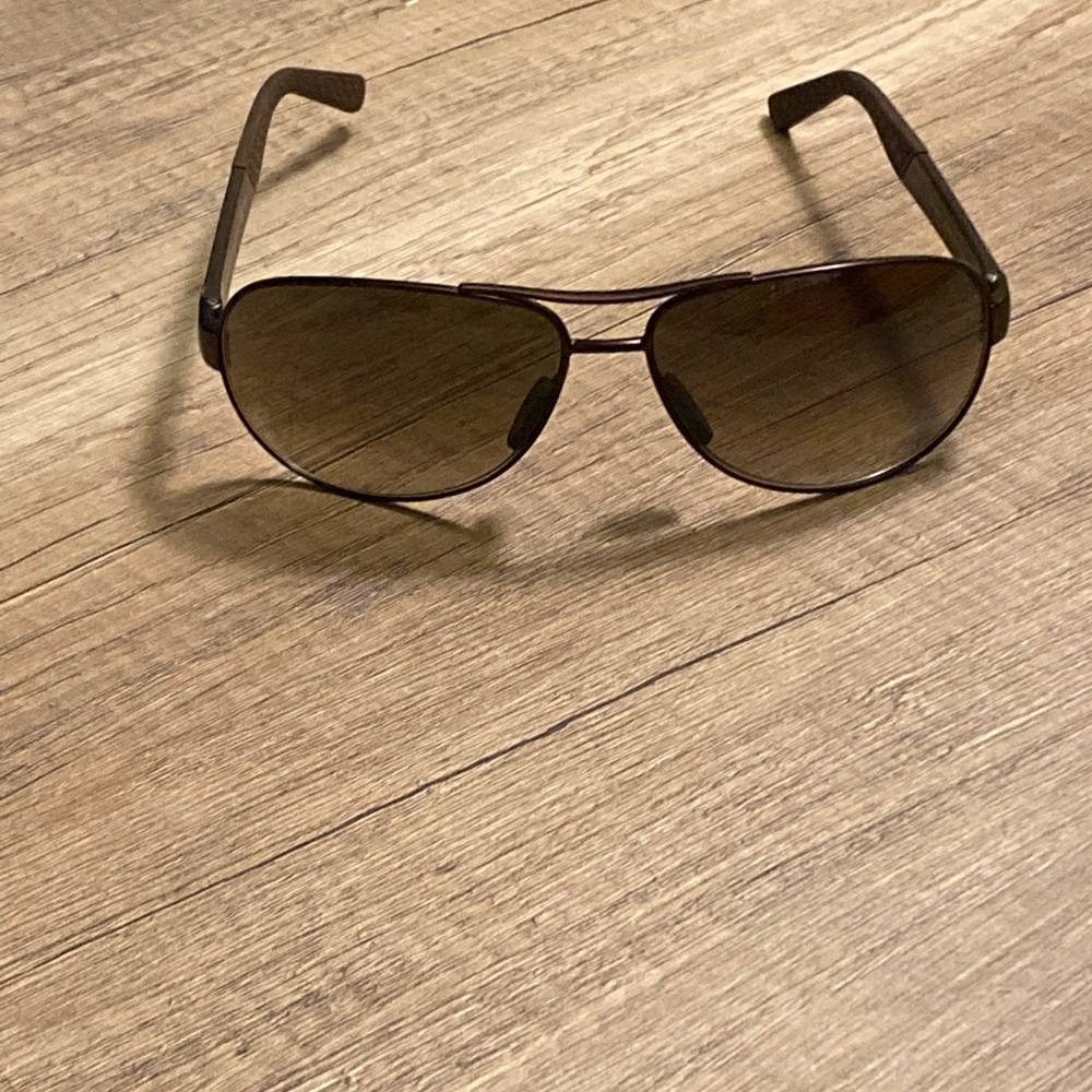 Mens Aviator Gucci glasses and case great condition